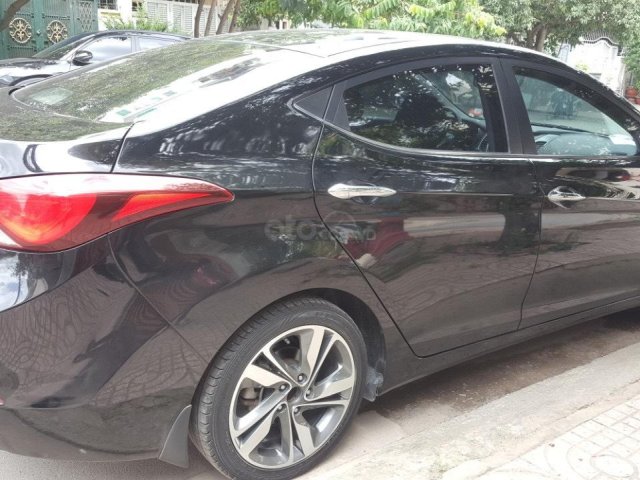 Hãng bán Elantra 1.8AT 2015, xe nhập, màu đen, đúng chất, giá TL, hỗ trợ góp