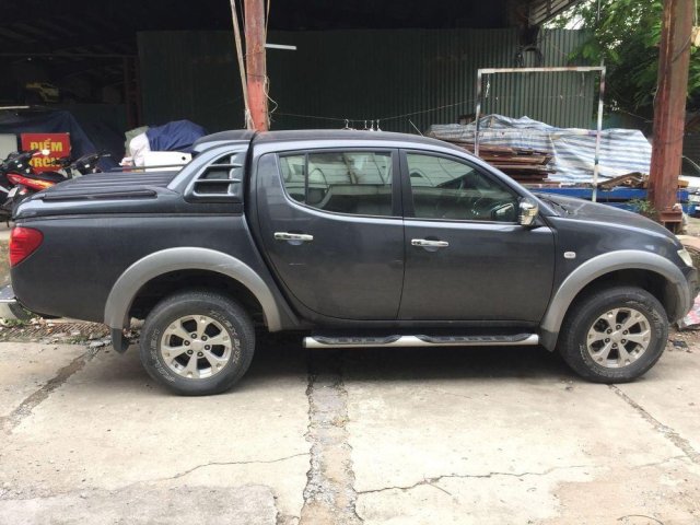 Bán Mitsubishi Triton 2.5AT năm sản xuất 2013, giá tốt0