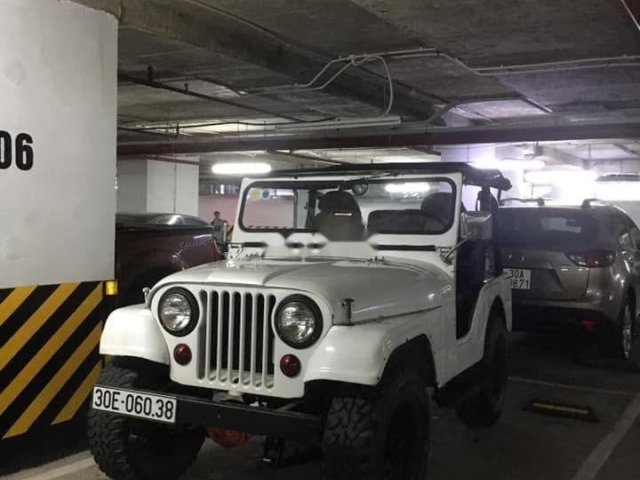 Cần bán lại Jeep CJ năm 1980, màu trắng, 139tr