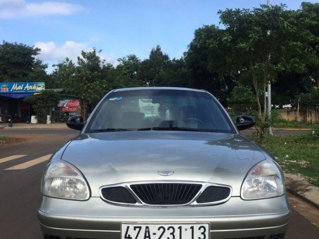 Cần bán xe Daewoo Nubira sản xuất 2003, màu bạc xe gia đình, 105tr