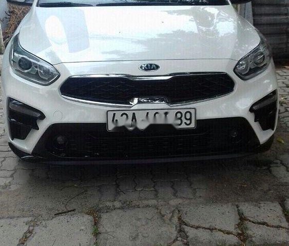 Bán Kia Cerato 1.6 2019, màu trắng, nhập khẩu