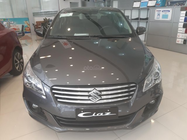 Suzuki Ciaz 2019 màu xám, xe có sẵn giao ngay trả trước 50 triệu nhận xe