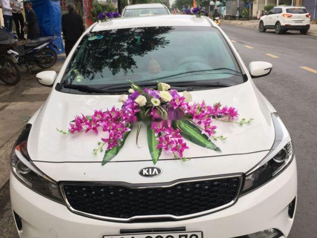 Chính chủ bán Kia Cerato sản xuất năm 2016, màu trắng, xe nhập