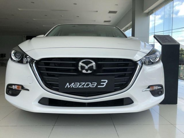 Bán Mazda 3 2019, màu trắng, xe nhập, giá tốt
