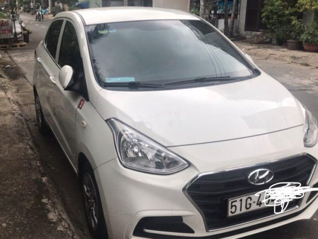 Bán Hyundai Grand i10 đời 2017, màu trắng, chính chủ 0