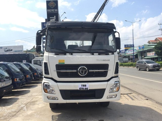 Bán Dongfeng (DFM)4 chân 18.7T sản xuất 2015, màu trắng, xe nhập. Giá tốt 1 tỷ 550 triệu đồng