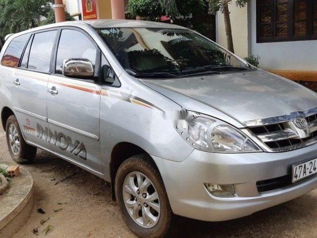 Cần bán Toyota Innova 2.0G 2008, màu bạc0