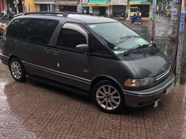 Bán xe Toyota Previa năm 1992, màu xám, xe nhập0