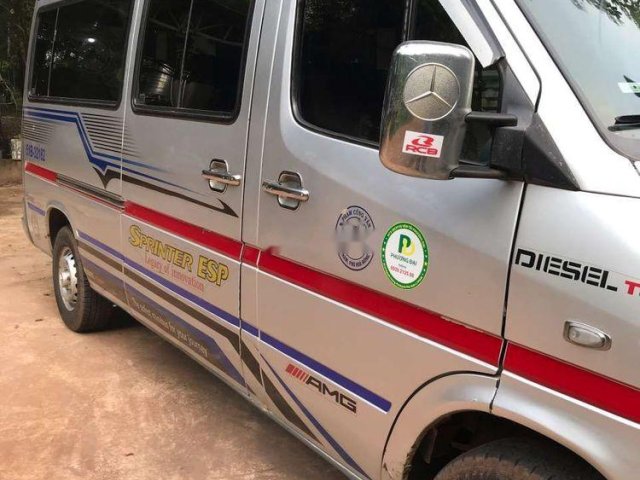 Cần bán xe Mercedes Sprinter đời 2004, màu bạc, nhập khẩu chính chủ, giá tốt