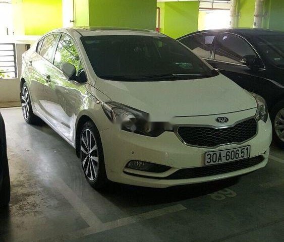 Bán Kia K3 sản xuất 2015, màu trắng, giá 490tr