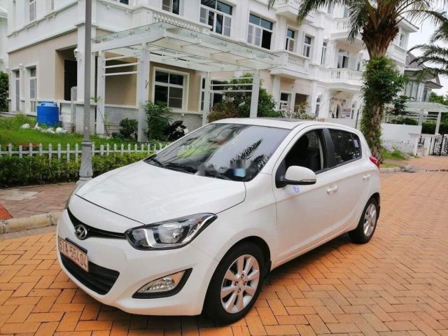 Hyundai i20 20122014 Price Images Mileage Reviews Specs