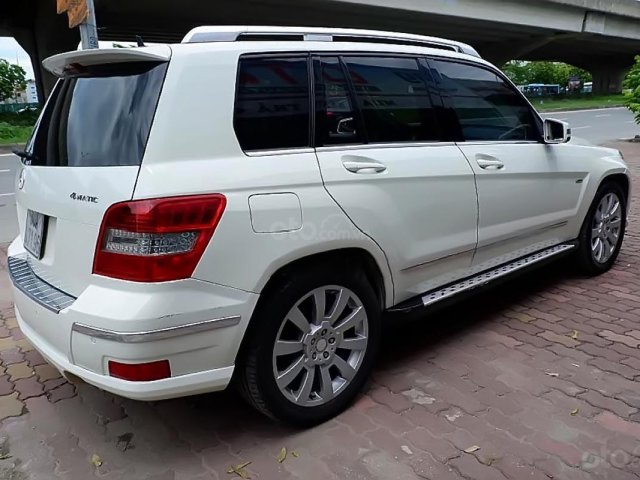 Cần bán lại xe Mercedes đời 2009, màu trắng0