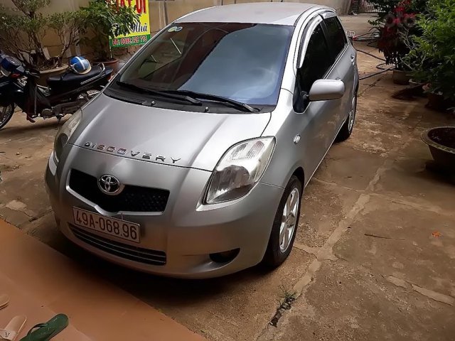 Cần bán lại xe Toyota Yaris năm 2007, màu bạc, nhập khẩu nguyên chiếc