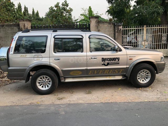 Bán xe Ford Everest sản xuất năm 2006, màu xám (ghi), giá tốt0