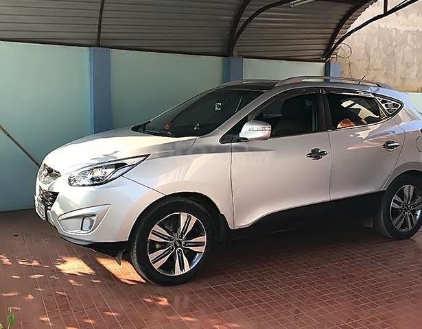 Bán Hyundai Tucson năm sản xuất 2014, màu bạc, nhập khẩu 