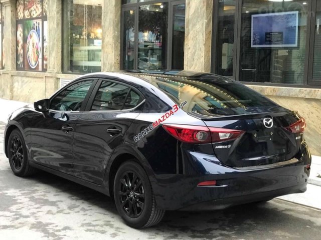 Bán Mazda 3, đời 2018, đã đi 11.000km0