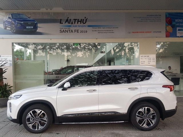 Bán Hyundai Santa Fe năm 2019, màu trắng