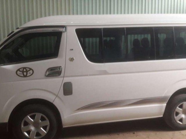 Bán ô tô Toyota Hiace sản xuất 2007, màu trắng, xe nhập0