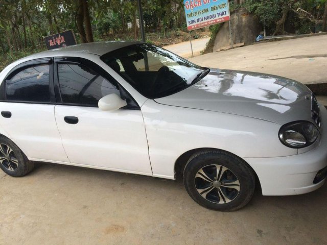 Cần bán xe Daewoo Lanos đời 2000, màu trắng, giá 70tr