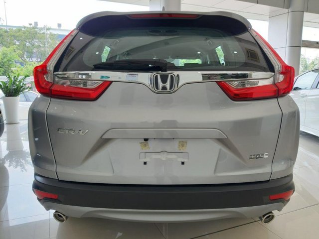 Bán Honda CR V sản xuất 2019, màu bạc, nhập khẩu 