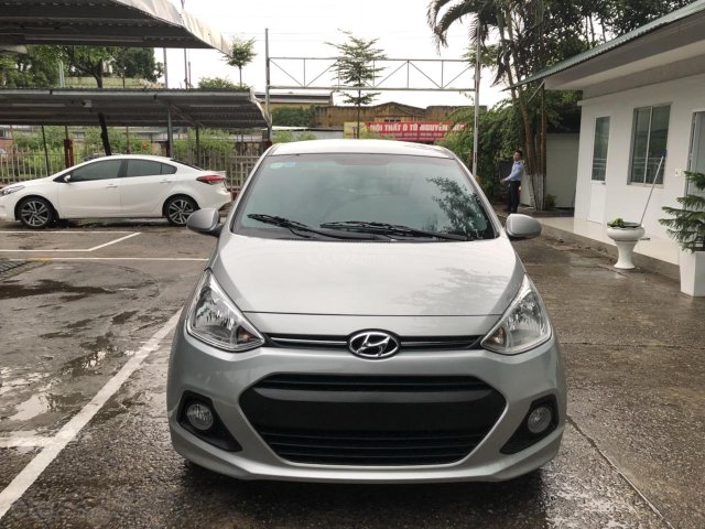 Bán ô tô Hyundai Grand i10 Hatchback, 1.2L, Full Options năm 2016, màu bạc, nhập khẩu nguyên chiếc0