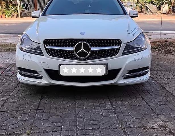 Bán Mercedes C200 2012, màu trắng0