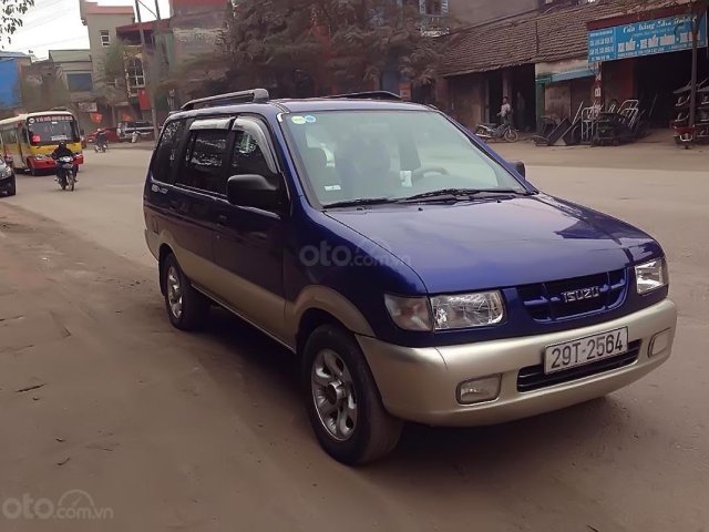 Cần bán Isuzu Hi lander sản xuất năm 2003, màu xanh lam, xe gia đình 