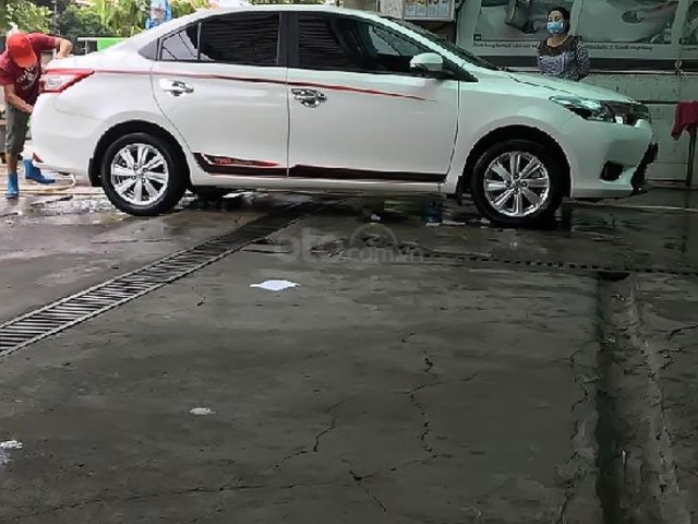 Bán Toyota Vios 1.5E CVT 2018, màu trắng, số tự động