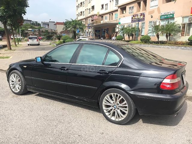 Cần bán BMW 3 Series 325i 2005, màu đen, xe nhập, 250 triệu0