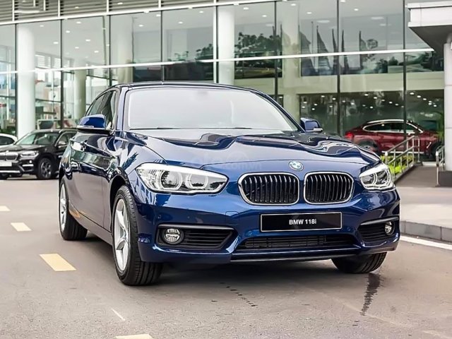 Bán BMW 118i đời 2018, màu xanh lam, xe nhập