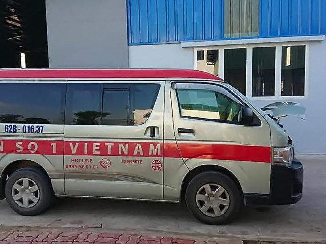 Bán Toyota Hiace 2.7 năm sản xuất 2011, số sàn, 370 triệu