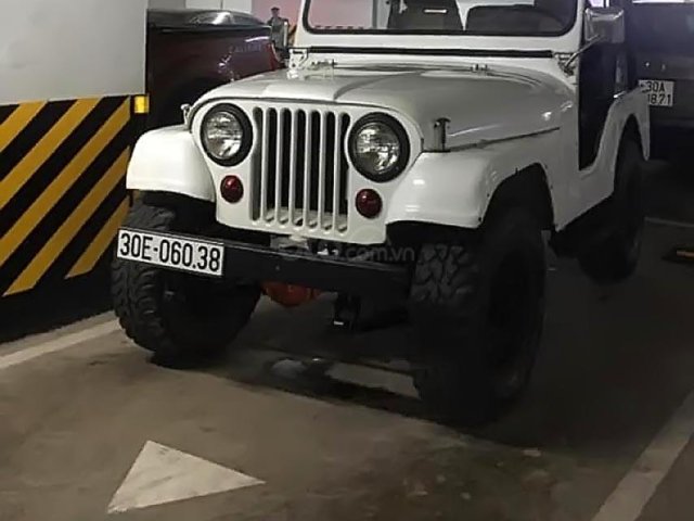 Bán xe Jeep CJ năm sản xuất 1990, màu trắng, nhập khẩu, giá 139tr