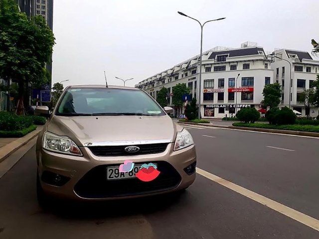 Cần bán lại xe Ford Focus 1.8 AT đời 2013