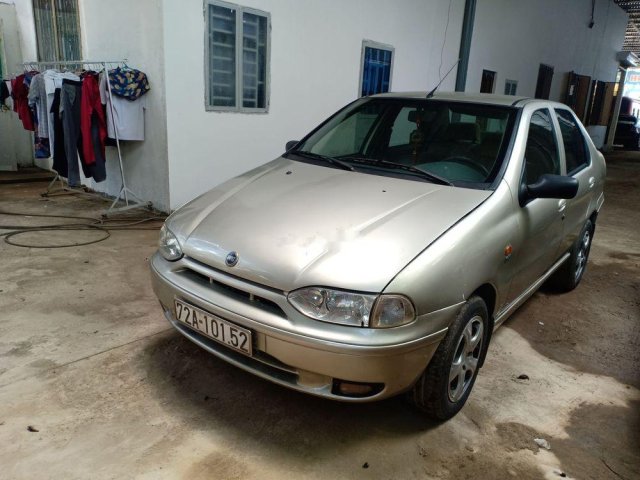 Bán xe Fiat Siena đời 2005, màu vàng số sàn, giá chỉ 68 triệu0