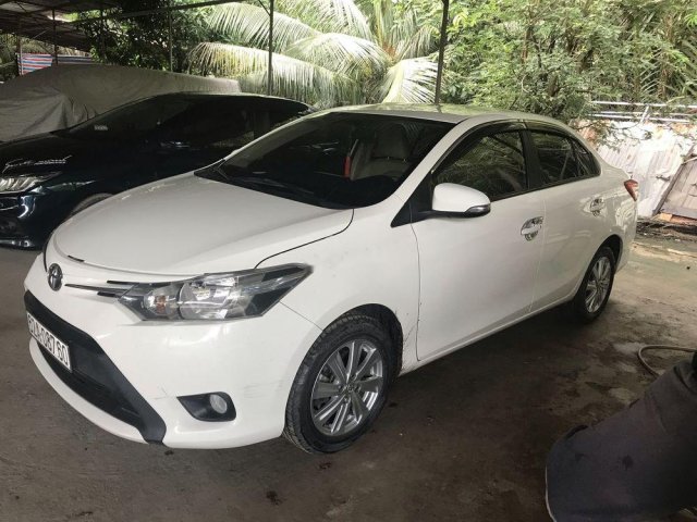 Bán xe Toyota Vios 2017, đăng ký 2018, màu trắng0