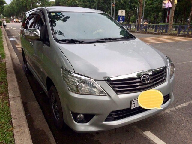 Bán Toyota Innova 2013, màu bạc số sàn  0