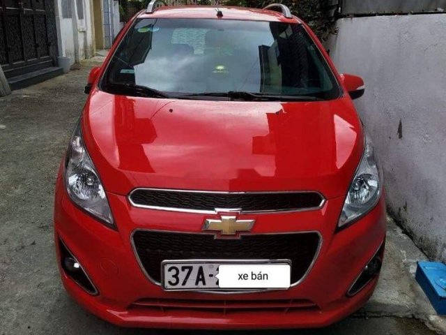 Cần bán Chevrolet Spark đời 2015, màu đỏ, số tự động, 278tr0