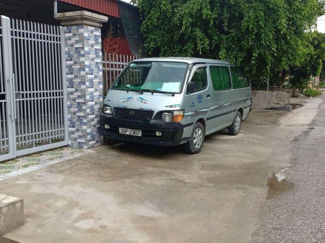 Bán Toyota Hiace sản xuất năm 1999, xe nhập, màu xanh ngọc