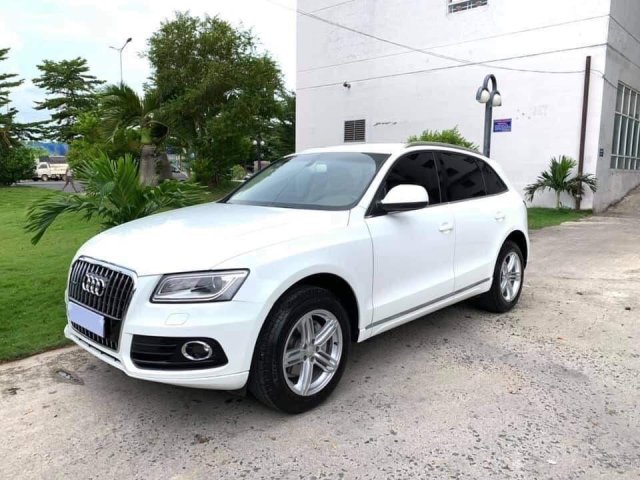 Bán Audi Q5 sx 2013 đăng ký 2014, xe đẹp đi đúng 60.000km, cam kết bao kiểm tra tại hãng0