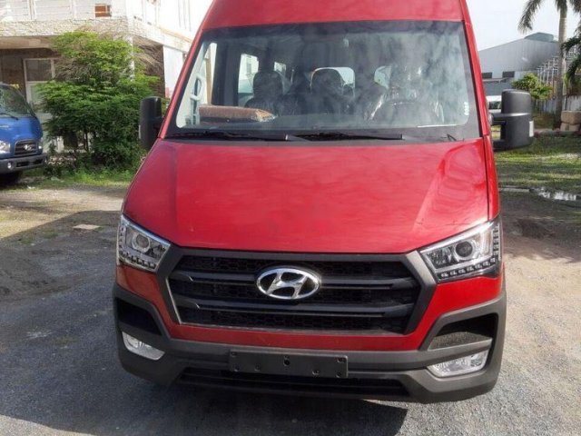 Bán xe Hyundai Solati sản xuất 2019, màu đỏ, giá cạnh tranh