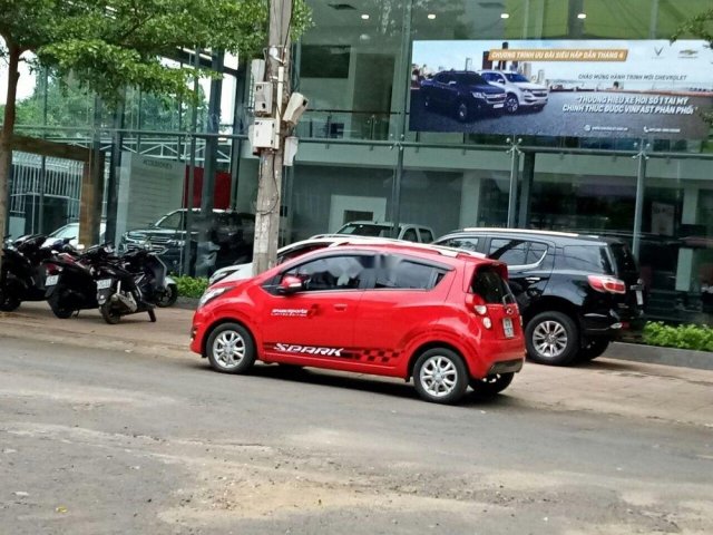 Bán Chevrolet Spark LT sản xuất 2016, màu đỏ, 280tr