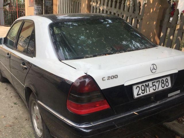 Cần bán gấp Mercedes MT năm sản xuất 2000, nhập khẩu0