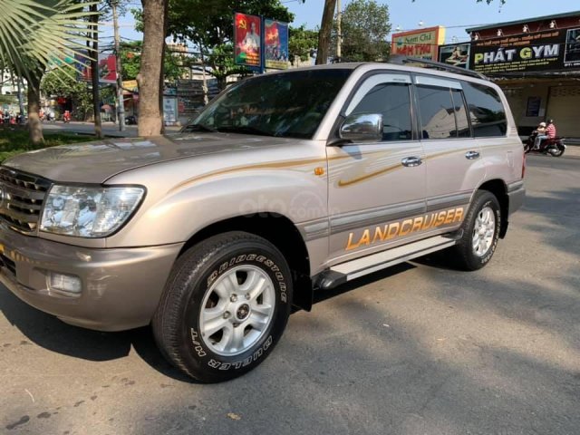 Bán Toyota Land Cruiser bạc 2006, số sàn, full option zin nguyên thủy0