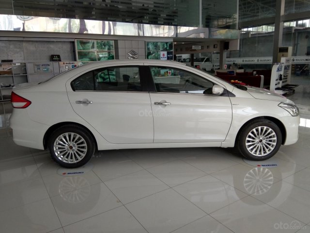 Bán ô tô Suzuki Ciaz 2019, màu đen, xe nhập khuyến mãi 30 triệu