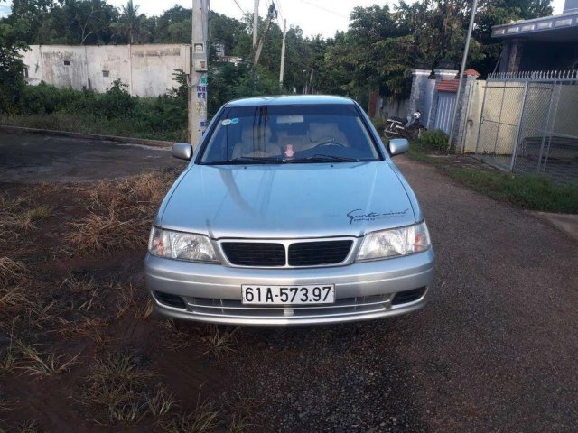 Bán Nissan Bluebird đời 2005, màu bạc, nhập khẩu 0