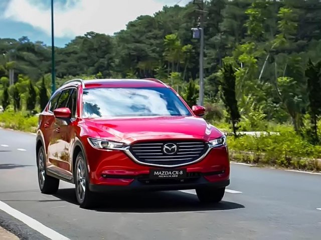 Bán xe Mazda CX-8 Premium AWD đời 2019, màu đỏ0