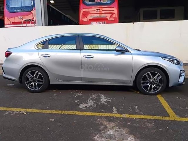 Bán Kia Cerato Standard MT năm 2019, màu xám, giá cạnh tranh0