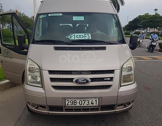 Bán Ford Transit 2.4L sản xuất năm 2013, màu bạc, chính chủ0