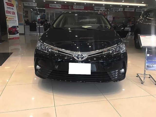 Bán Toyota Corolla Altis 1.8G AT năm sản xuất 2019, màu đen, 726 triệu0