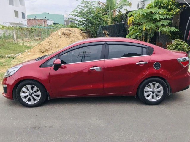 Bán Kia Rio đời 2015, màu đỏ, nhập khẩu, nữ chạy